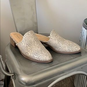 Slip on Mules